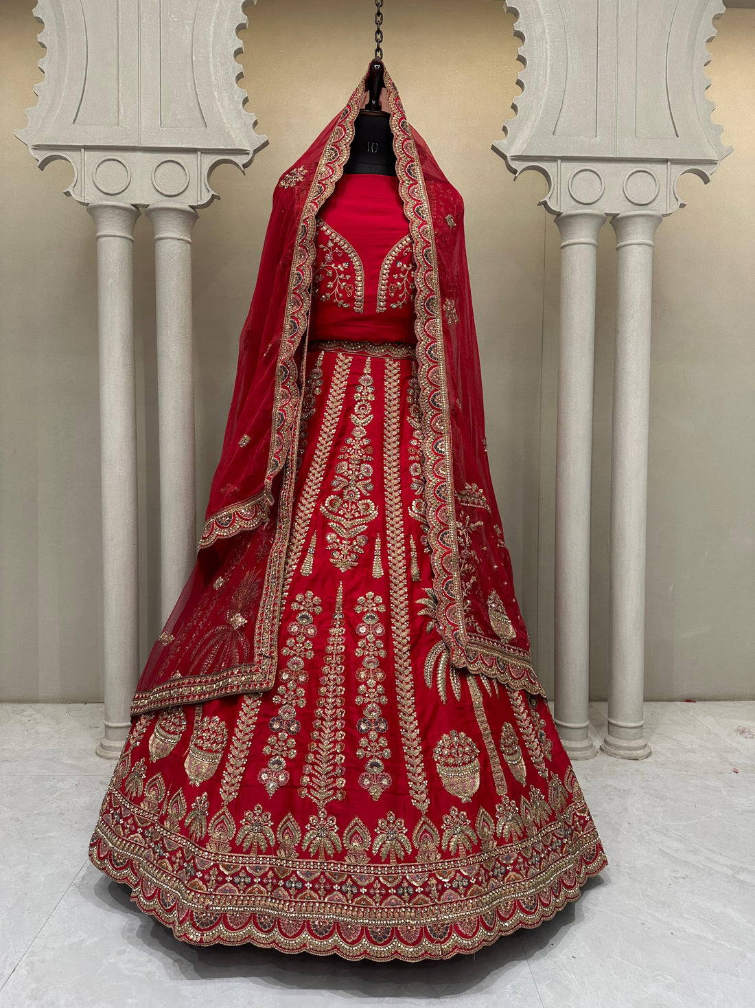 Rani Bridal Lehenga for Royal Wedding Looks